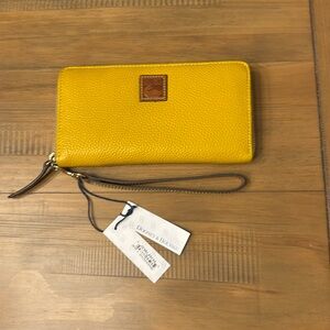 Dooney & Bourke Wristlet